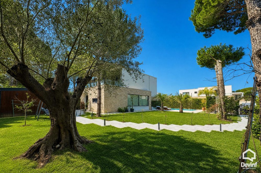 Durres Shitje Vile  San Pietro Resort & Residences, Gjiri i Lalezit vile bregdet kompleks rezidencial Booking/AirBnB